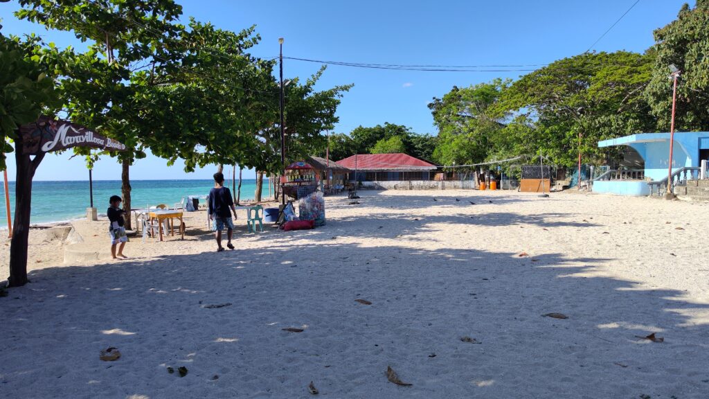 Volleyball Court in Maravilla